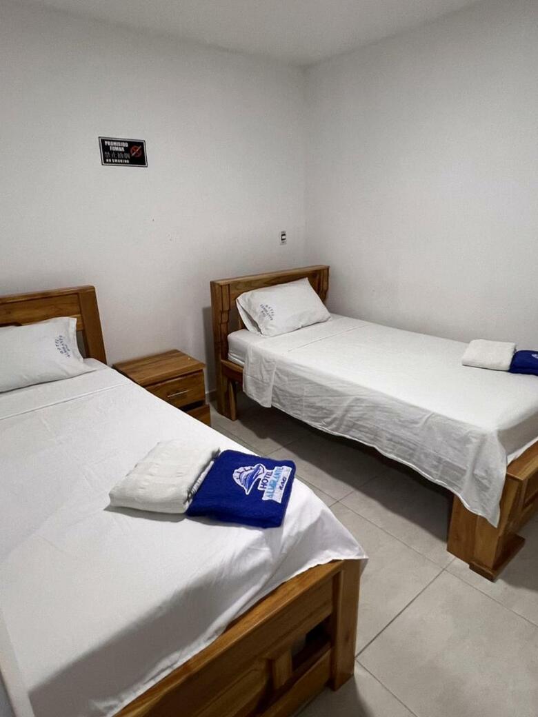 Hotel Almirante Rag
