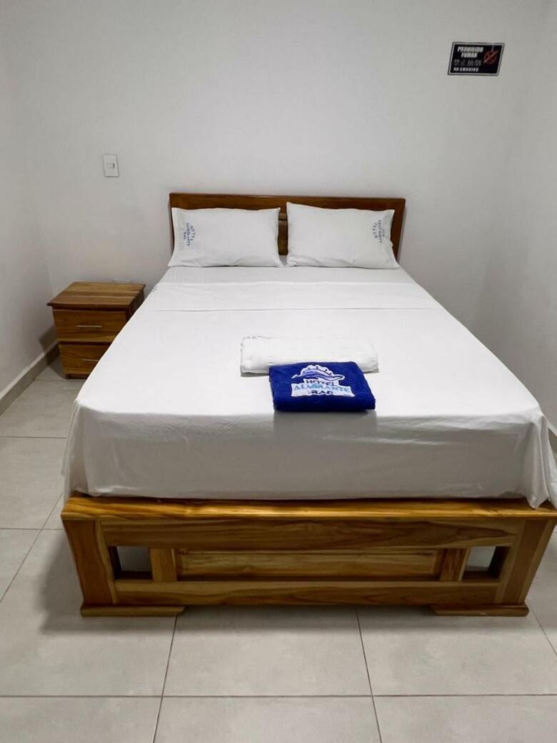 Hotel Almirante Rag
