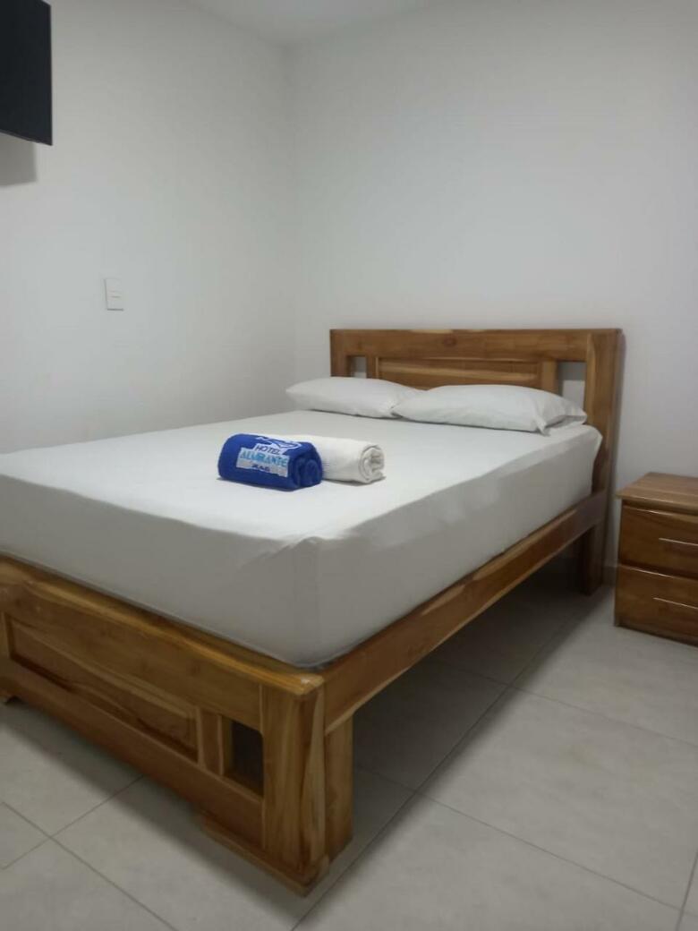 Hotel Almirante Rag