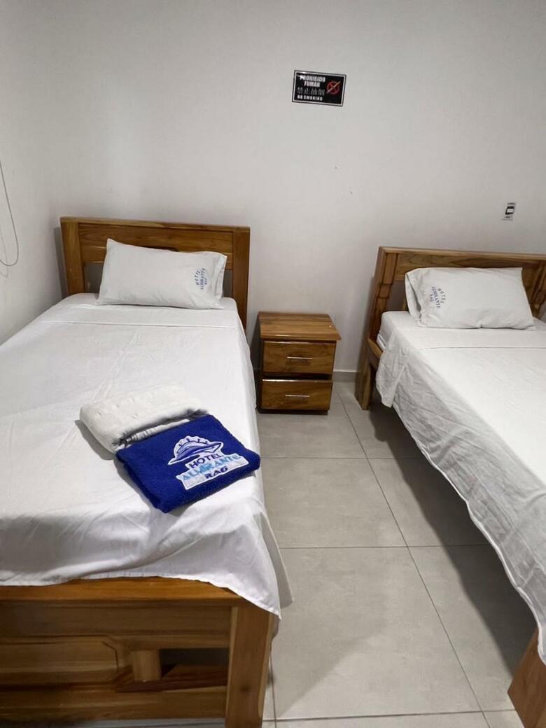 Hotel Almirante Rag