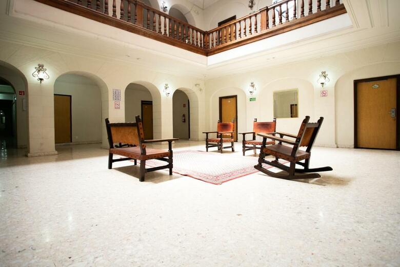 Hotel Colonial