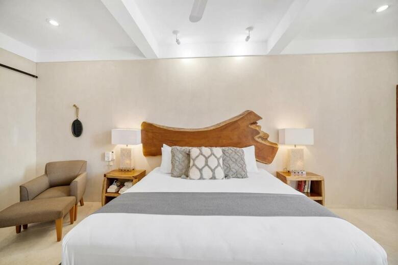 Hotel Casa Xhule Holbox 12 People