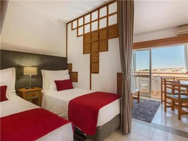 Fun Aparthotel Studio