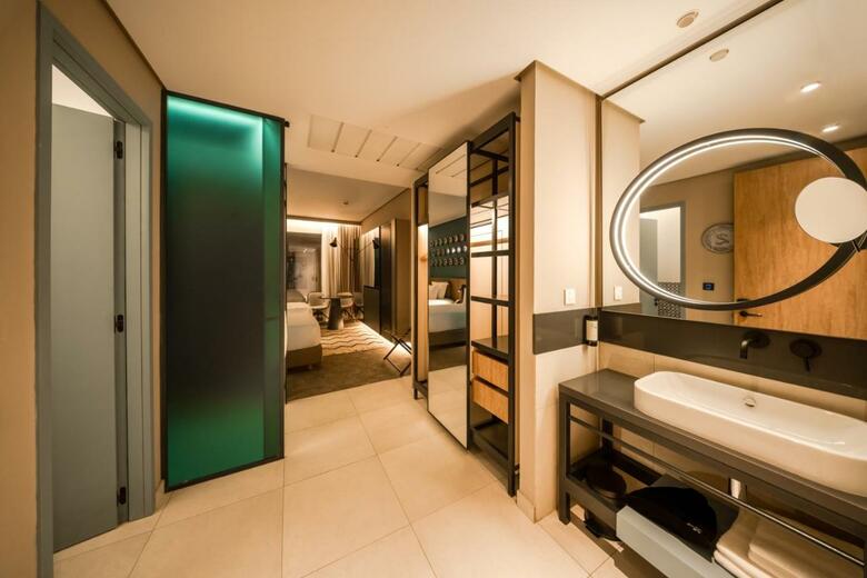 Hotel The Nine Lifestyle Experience