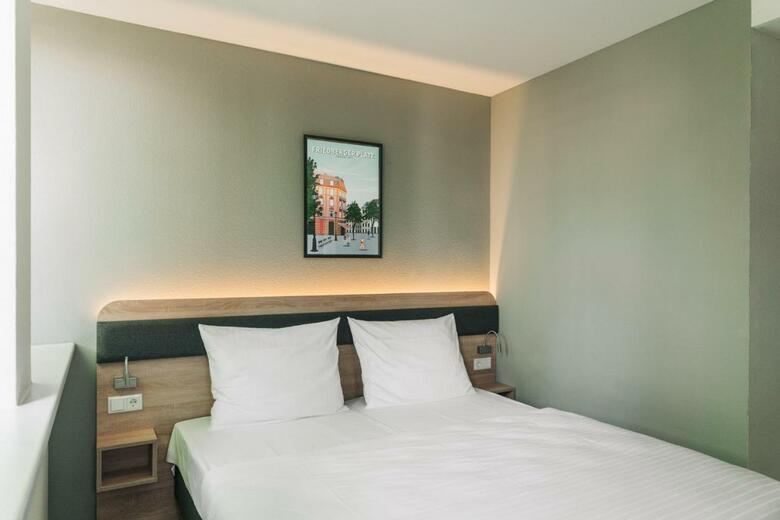 Homaris Corner Hotel