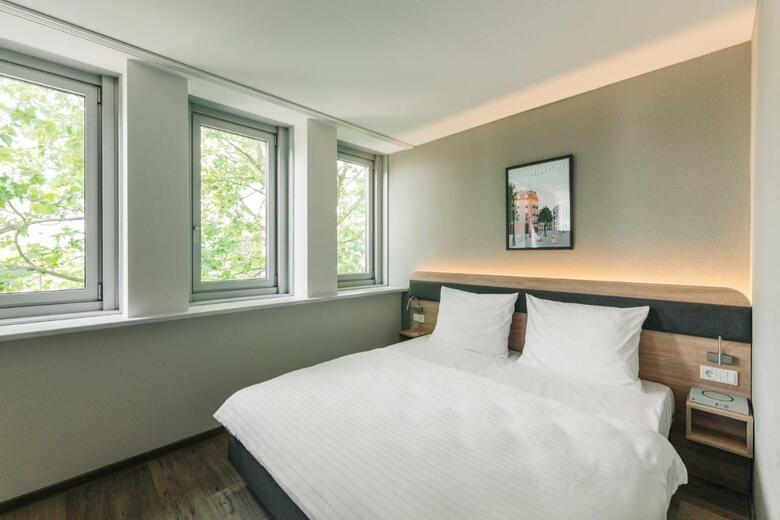 Homaris Corner Hotel