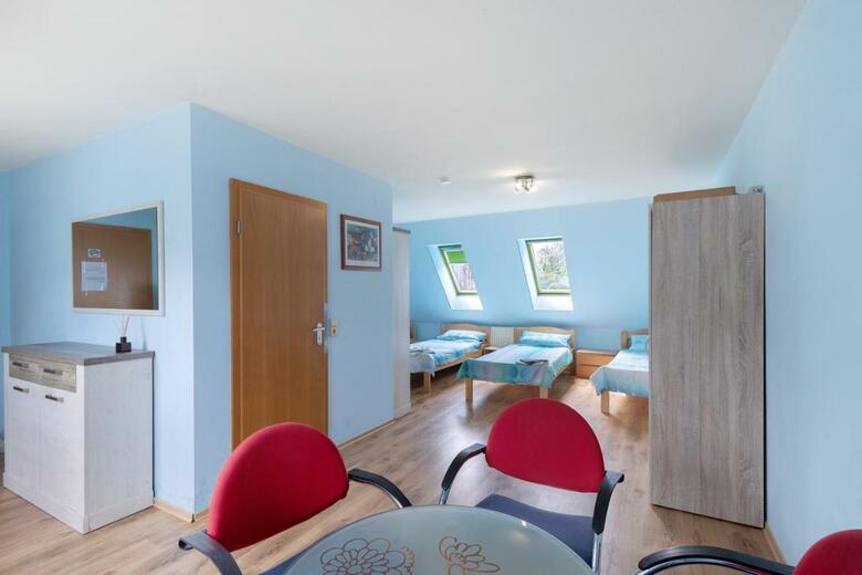 Hostal Hotel Neue Krone - Markt Erlbach