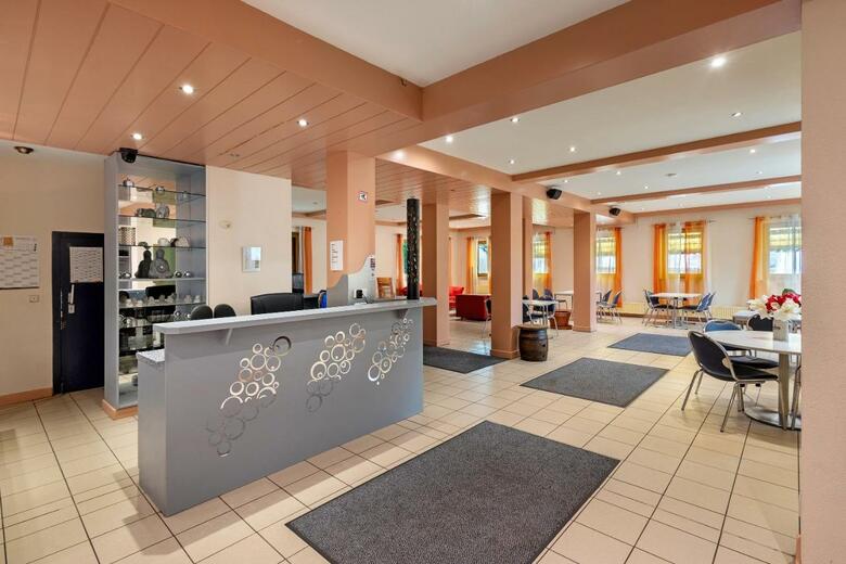 Hostal Hotel Neue Krone - Markt Erlbach