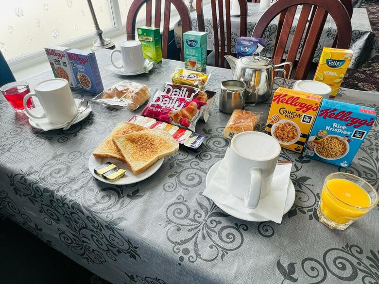Hostal Burlington West Hotel