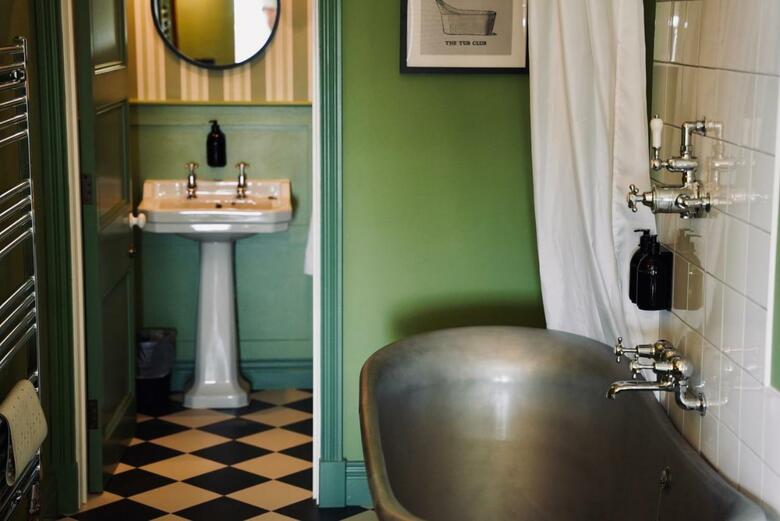 The London & Paris Hotel