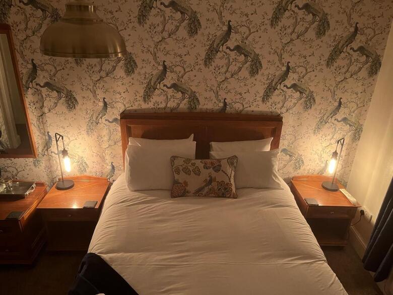 Bed & Breakfast The Bull Hotel