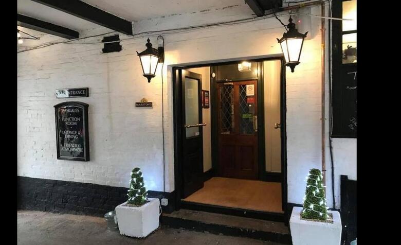 Bed & Breakfast The Bull Hotel