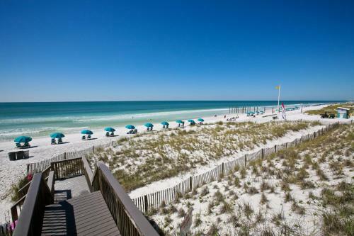 Aparthotel Crystal Sands Condominiums By Wyndham Vacation Rentals