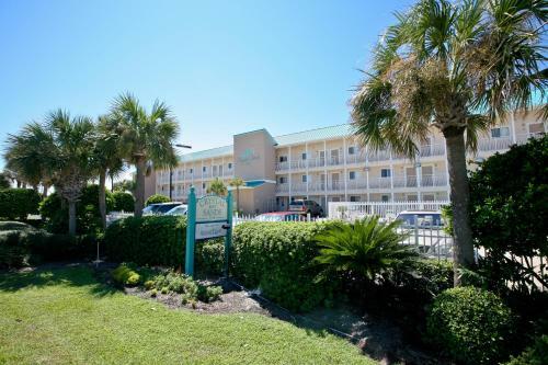 Aparthotel Crystal Sands Condominiums By Wyndham Vacation Rentals