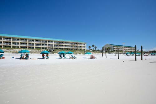Aparthotel Crystal Sands Condominiums By Wyndham Vacation Rentals