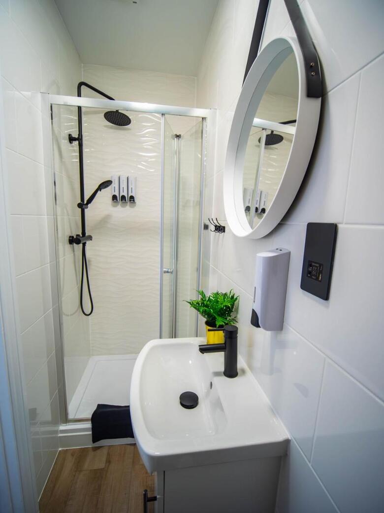 Apart Hotel Rugby -self Check In-