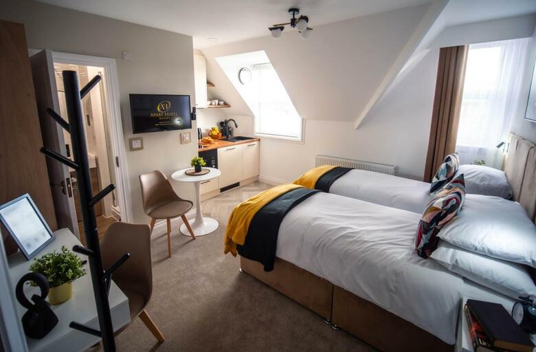Apart Hotel Rugby -self Check In-