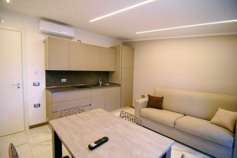 Hostal Belm� Aparthotel And Rooms