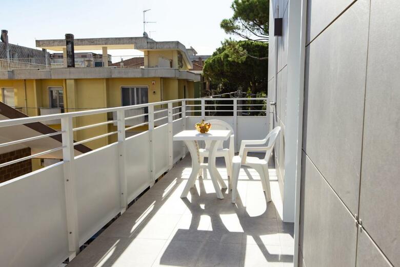 Apho Apartment Hotel