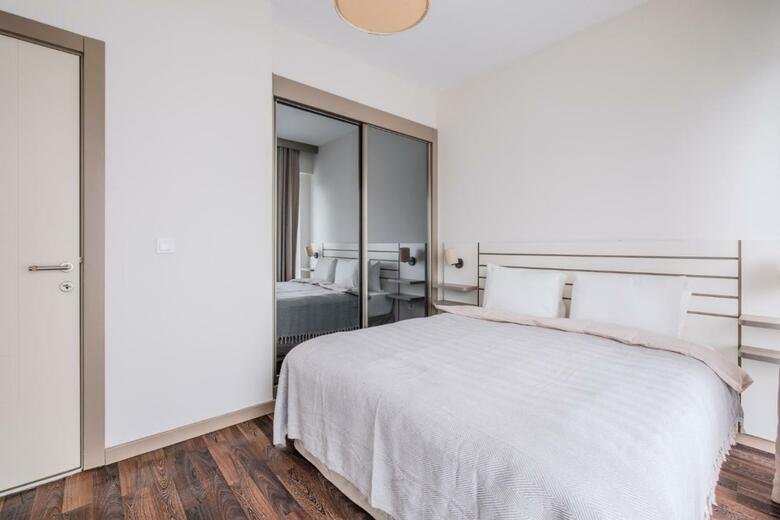 Prime Suites Apart Hotel And Residence