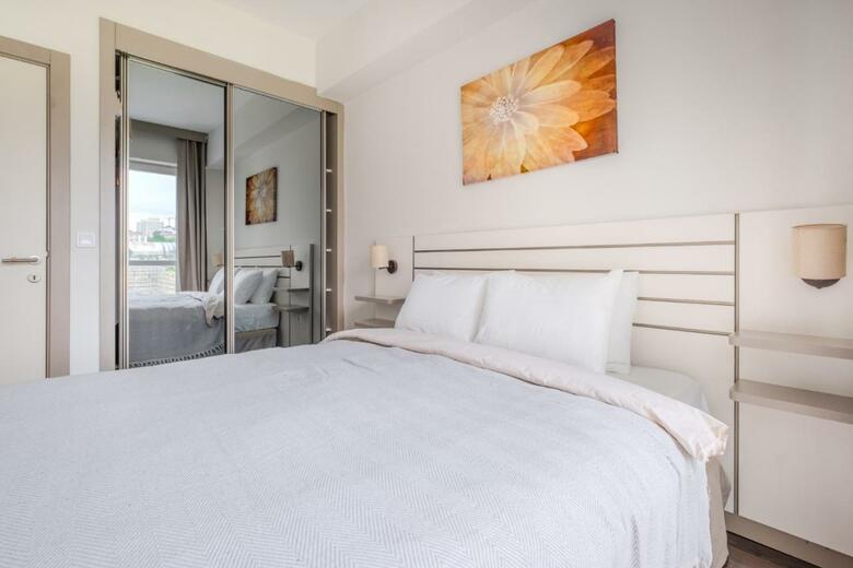 Prime Suites Apart Hotel And Residence
