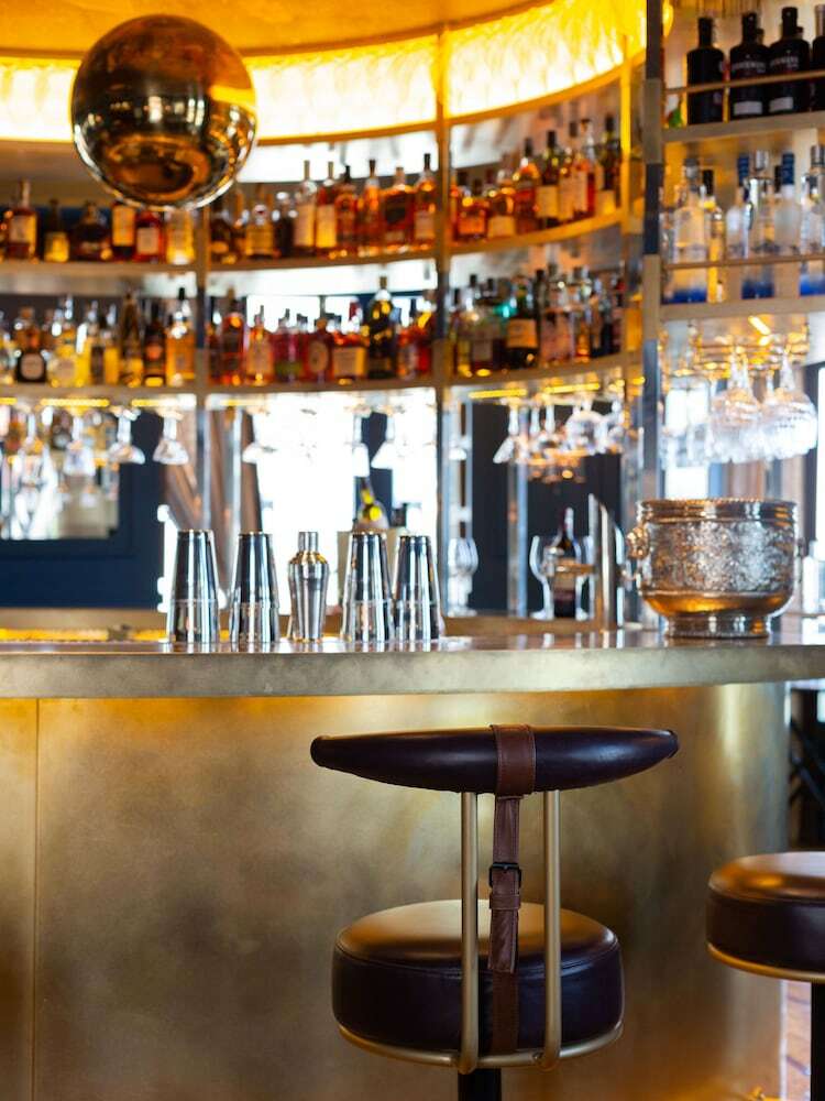 Hotel Montera Madrid, Curio Collection By Hilton