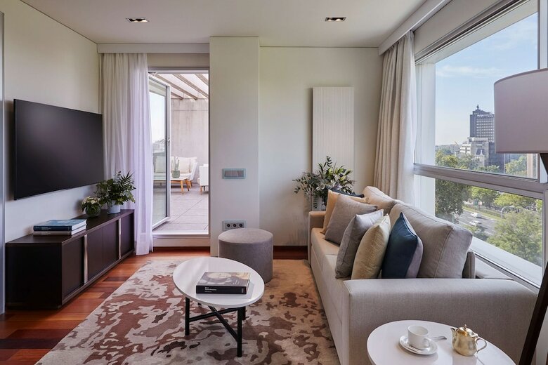 Hotel Hyatt Regency Madrid Residences