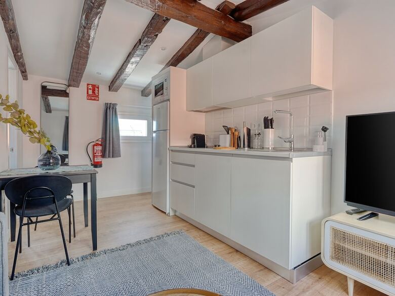 Aparthotel Limehome Madrid C. De Fomento