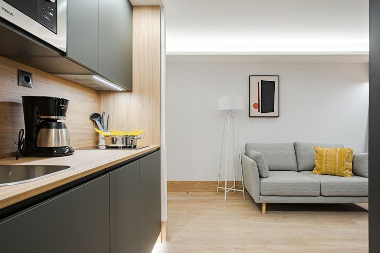 Aparthotel Feelathome Ventas Suites