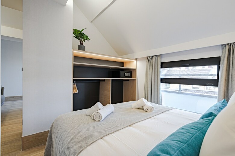 Aparthotel Feelathome Ventas Suites