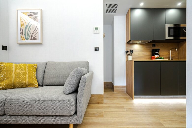Aparthotel Feelathome Ventas Suites