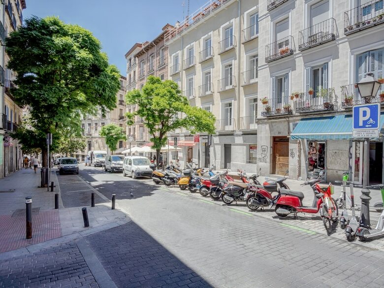 Aparthotel Limehome Madrid Calle Ave Mar�a