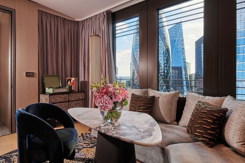 Hotel Pan Pacific London