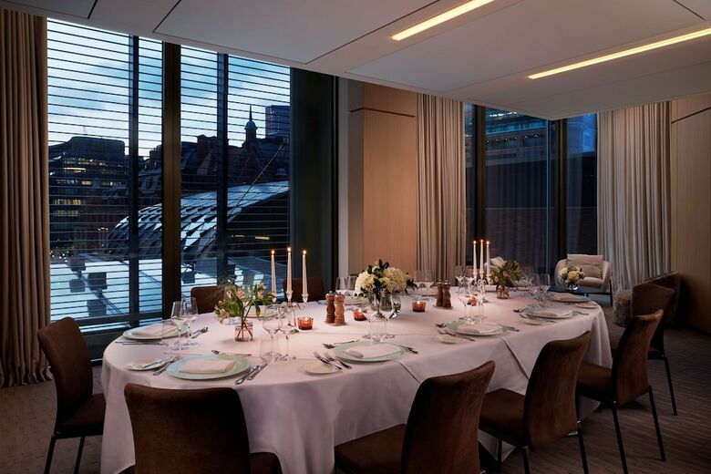 Hotel Pan Pacific London