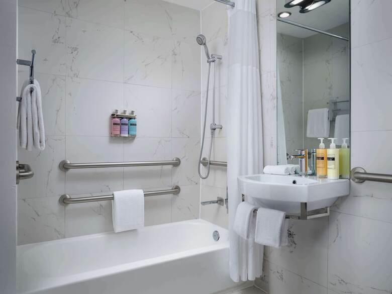 Hotel Nautilus Sonesta Miami Beach