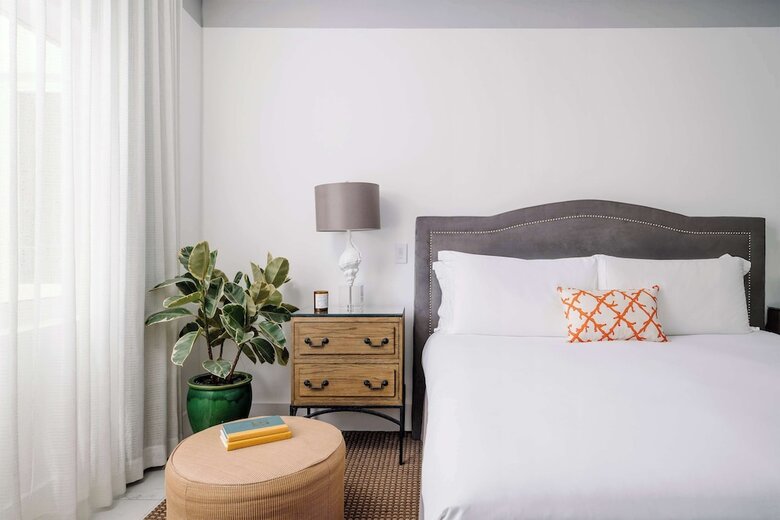 Hotel Nautilus Sonesta Miami Beach
