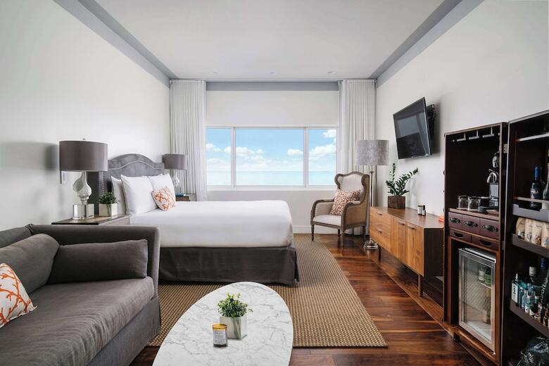 Hotel Nautilus Sonesta Miami Beach