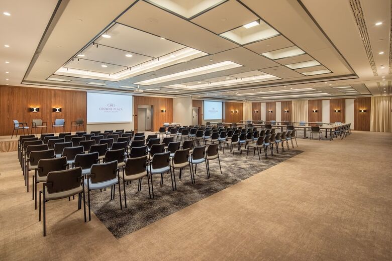 Hotel Crowne Plaza Budapest By Ihg