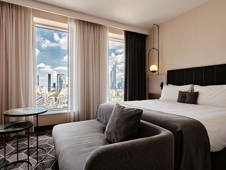 Hotel Crowne Plaza Warsaw - The Hub By Ihg