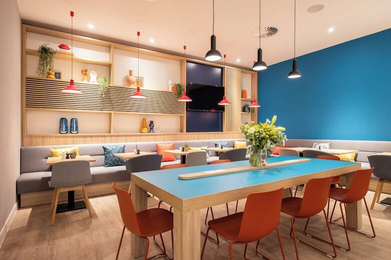 Hotel Holiday Inn Express Antwerp City Centre By Ihg