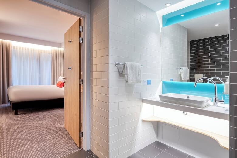 Hotel Holiday Inn Express Antwerp City Centre By Ihg