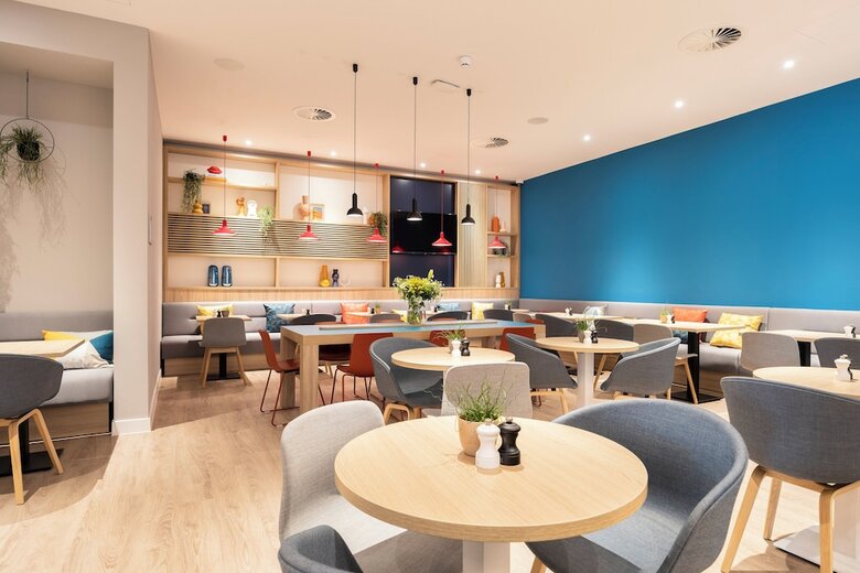 Hotel Holiday Inn Express Antwerp City Centre By Ihg