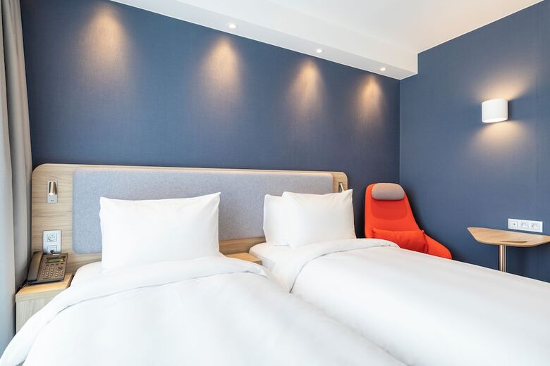 Hotel Holiday Inn Express Antwerp City Centre By Ihg