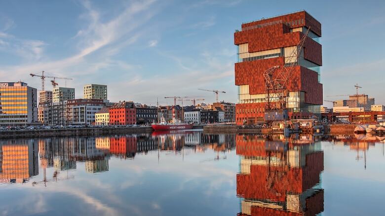 Hotel Holiday Inn Express Antwerp City Centre By Ihg