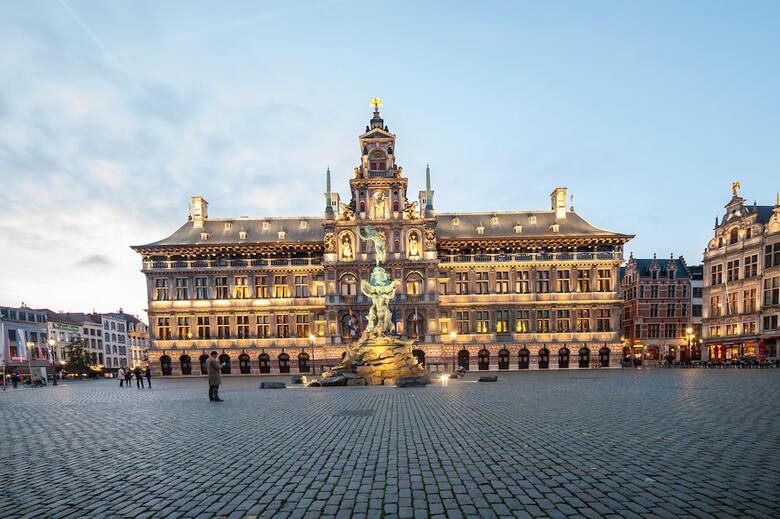 Hotel Holiday Inn Express Antwerp City Centre By Ihg