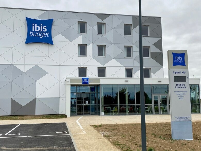 Hotel Ibis Budget Beauvais Aeroport