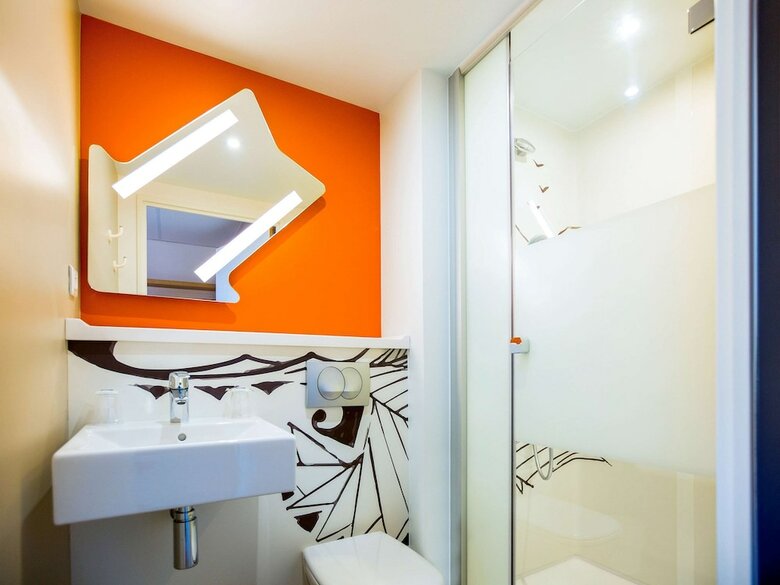 Hotel Ibis Budget Beauvais Aeroport