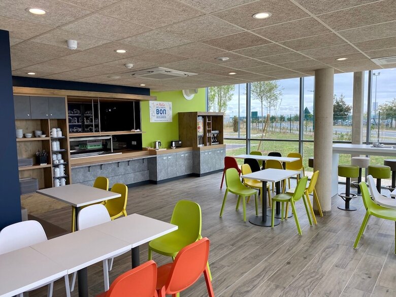 Hotel Ibis Budget Beauvais Aeroport