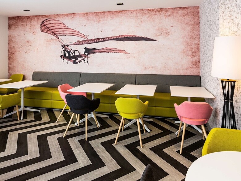 Hotel Ibis Styles London Heathrow