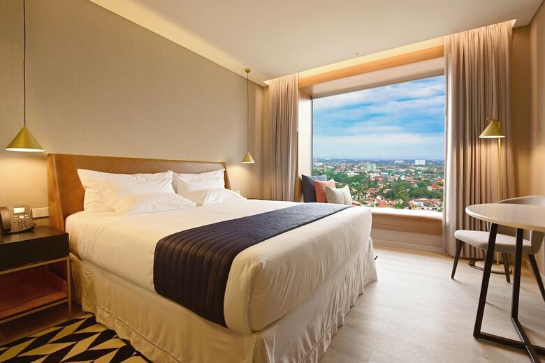 Hotel Novotel Santa Cruz De La Sierra